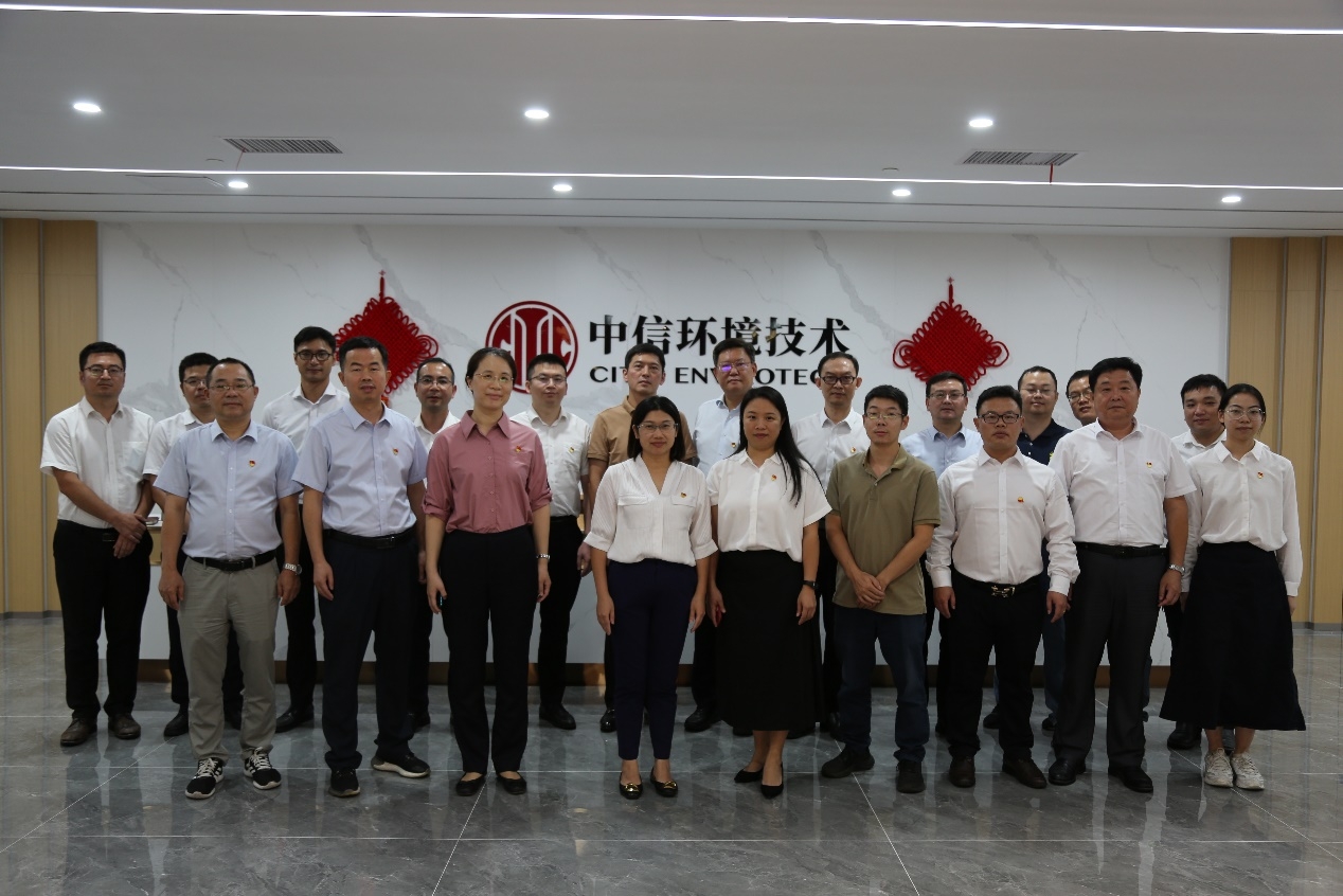 图为党建共建活动合影留念.jpeg 图为党建共建活动合影留念.jpeg